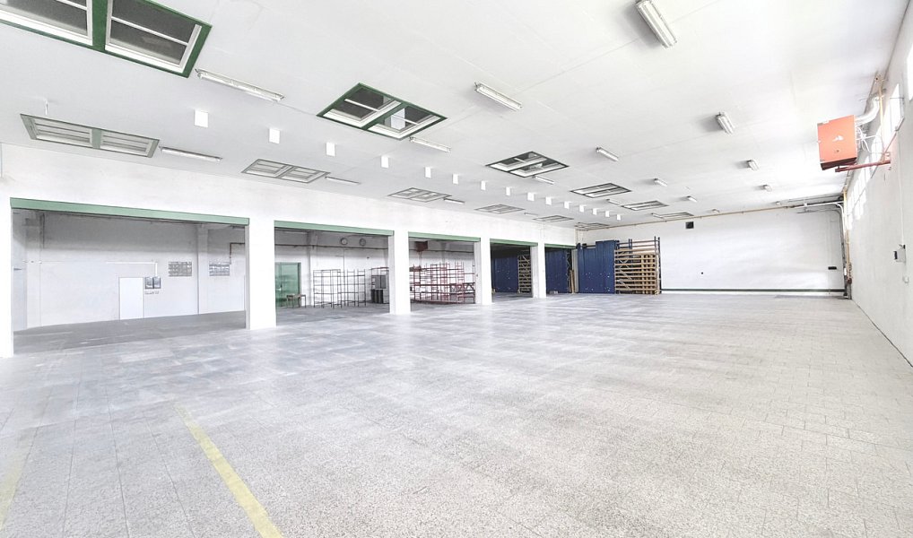 Pronájem skladovacích prostor 1 004 m², Jihlava – náhled fotky 3