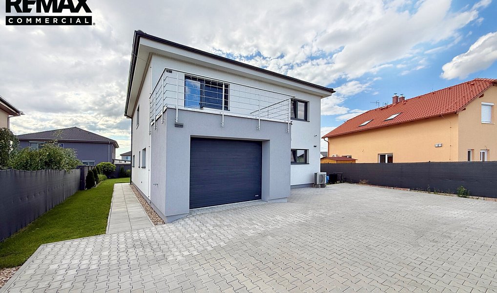Prodej domu 220 m² s pozemkem 726 m², Polerady – náhled fotky 10