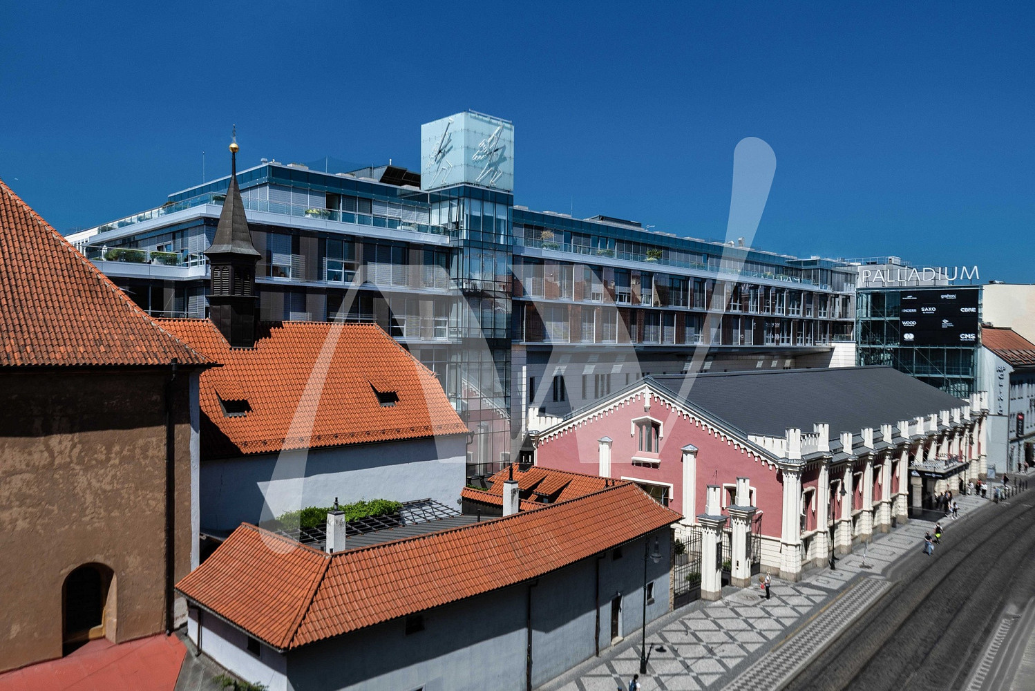 Pronájem kanceláře 194 m²
