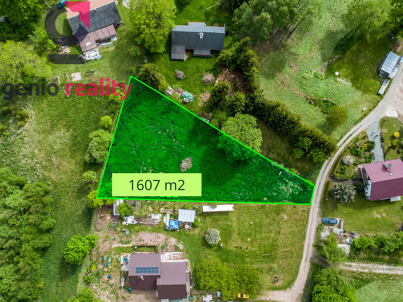 Prodej stavebního pozemku 1 607 m² – fotografie 4