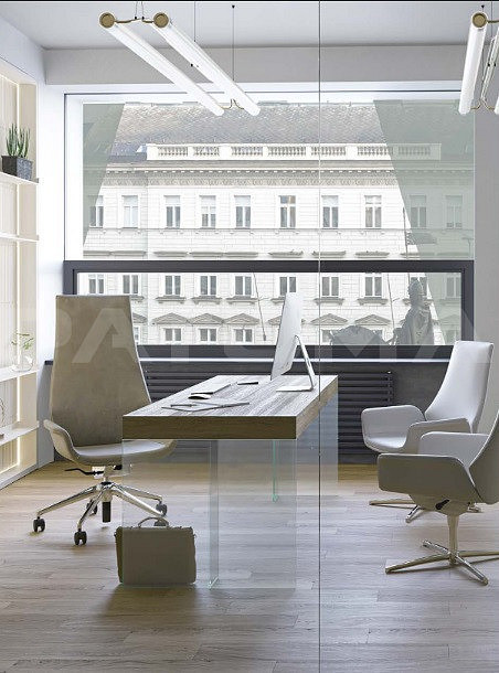 Pronájem kanceláře 326 m² – fotografie 4