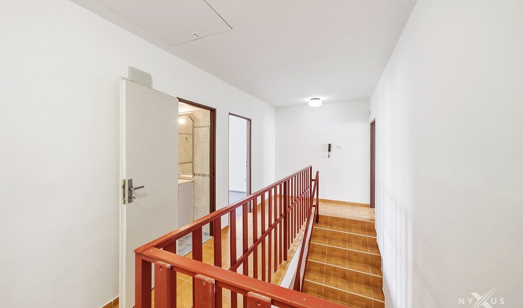 Prodej domu 245 m² s pozemkem 159 m², Praha – náhled fotky 24