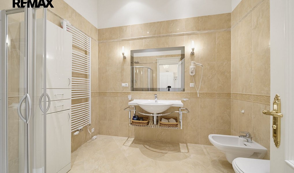 Prodej bytu 3+1 104 m², Karlovy Vary – náhled fotky 17