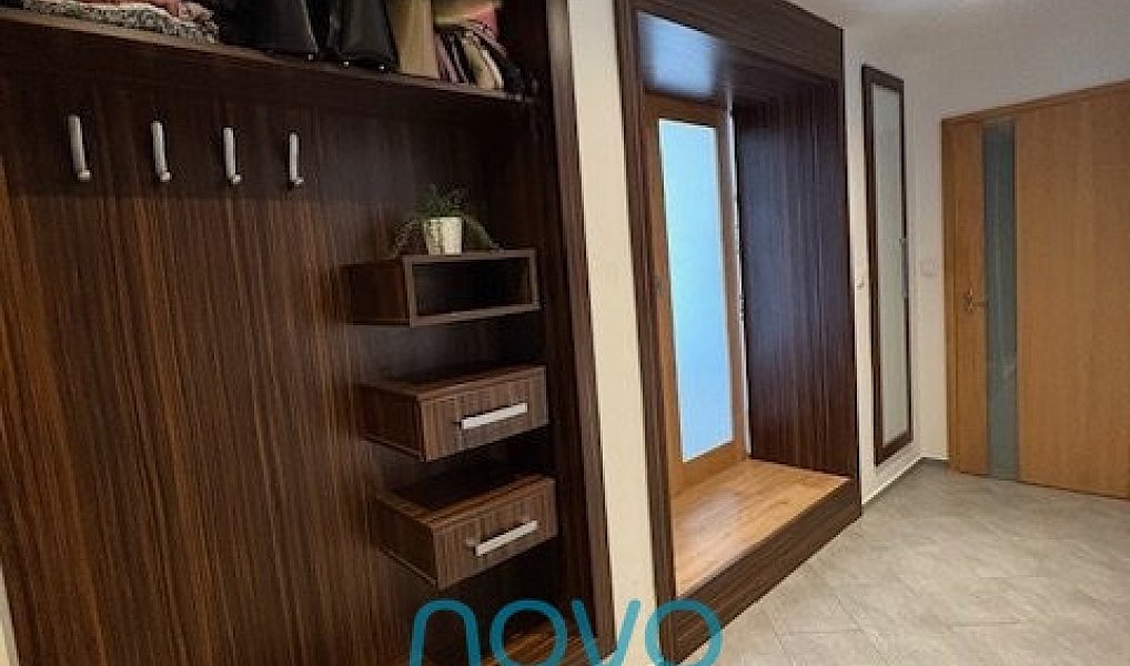 Pronájem bytu 3+1 115 m², Praha – náhled fotky 33