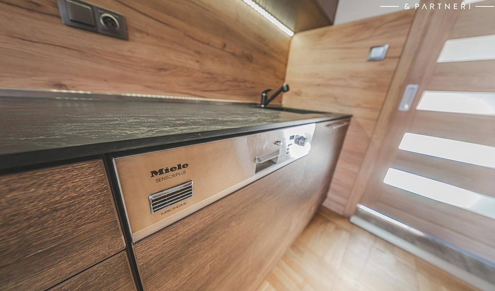 Pronájem bytu 3+kk 91 m², Hradec Králové – náhled fotky 5