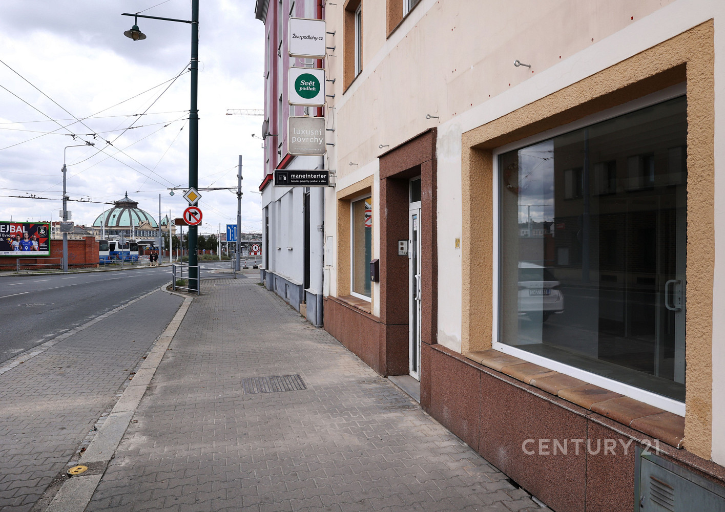 Pronájem obchodních prostor 132 m² – fotografie 3