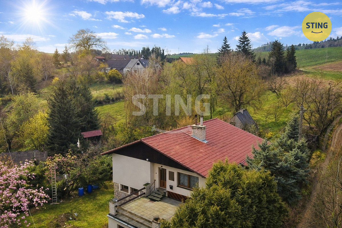 Prodej domu 310 m² s pozemkem 3 112 m² — photo 2