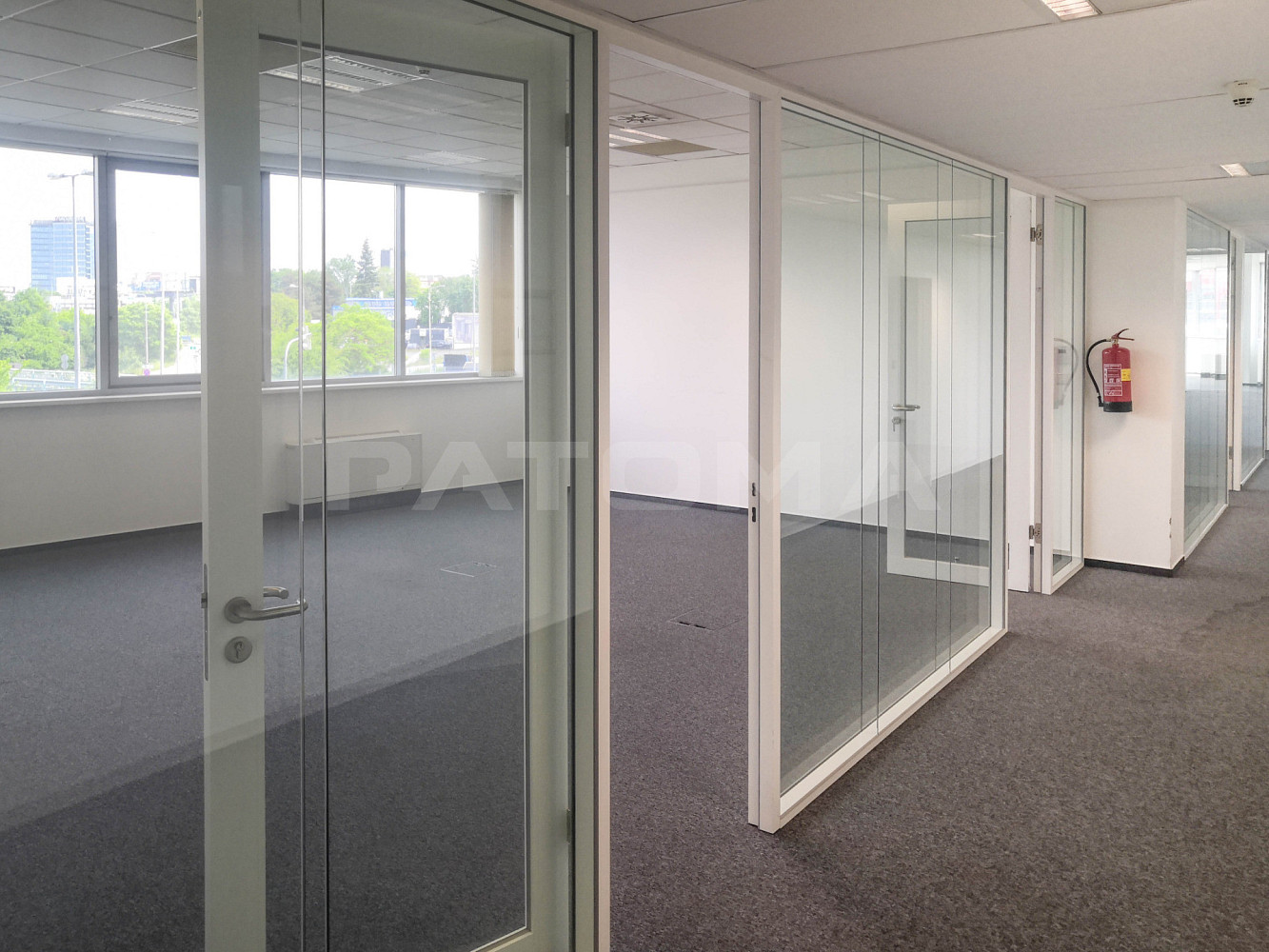 Pronájem kancelářských prostor 956 m² v lokalitě Praha 4 - ul. Doudlebská – pohled 4