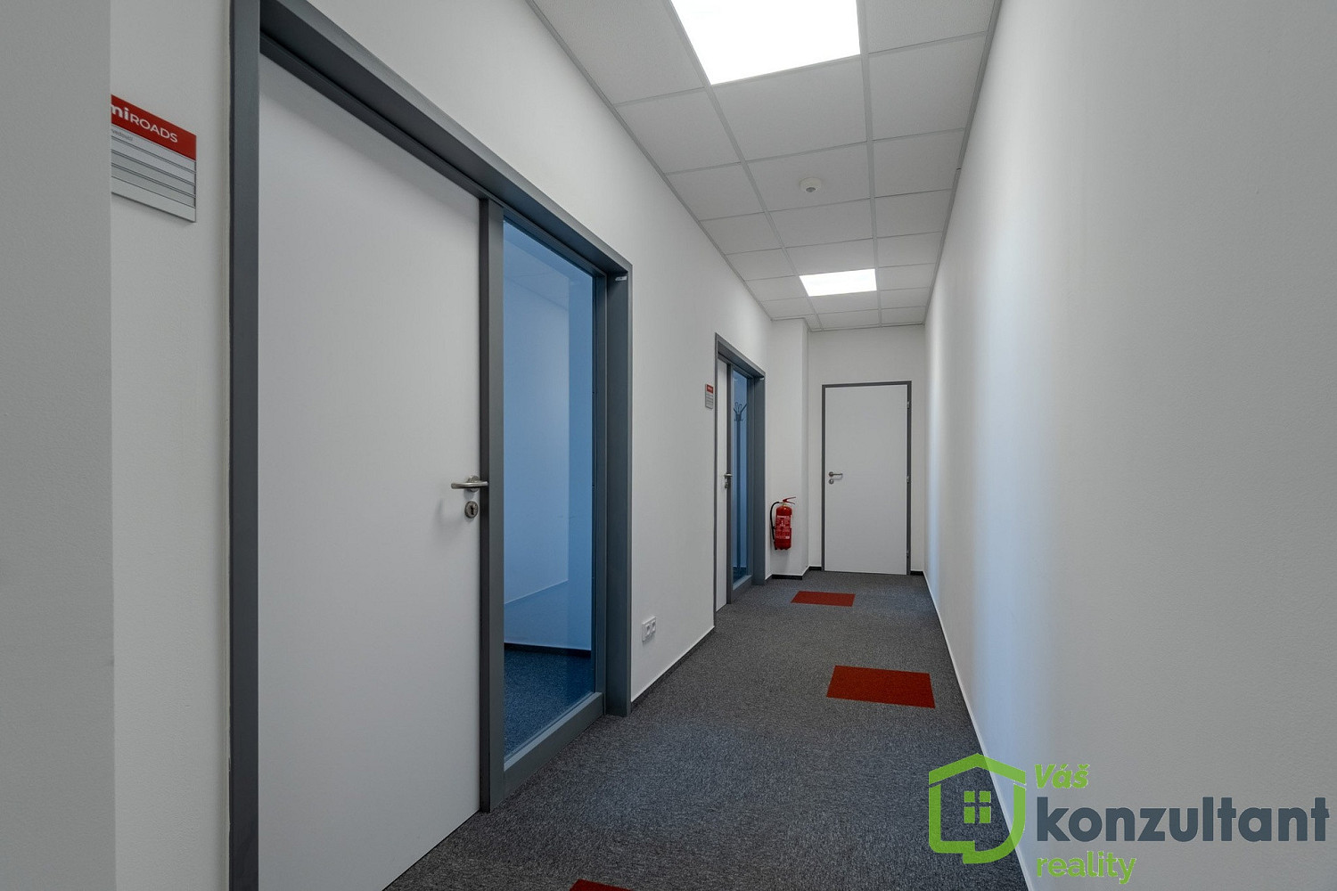 Pronájem kanceláře 25 m² — photo 5