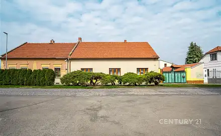 Prodej domu 117 m² s pozemkem 849 m², Dobropolská, Kouřim, okres Kolín