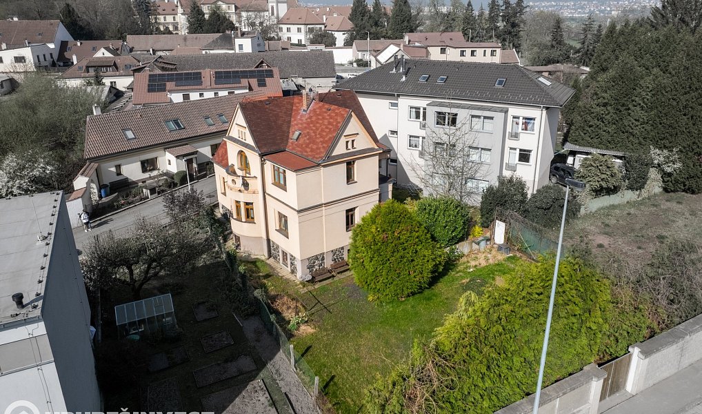 Prodej domu 283 m² s pozemkem 454 m², Praha – náhled fotky 2