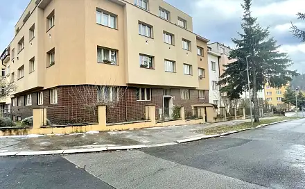 Pronájem bytu 1+1 48 m², Nad tratí, Praha 6 - Vokovice