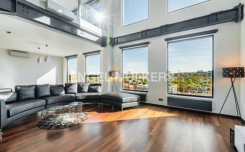 Pronájem bytu 3+kk 288 m², Křížová, Praha 5 - Smíchov