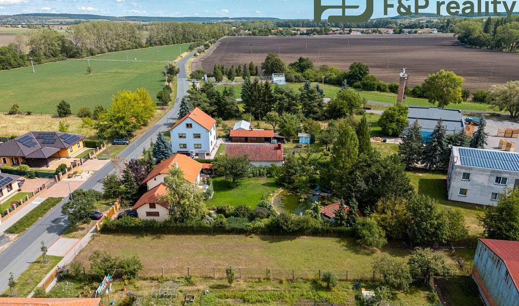 Prodej zahrady 640 m², Opolany – náhled fotky 9