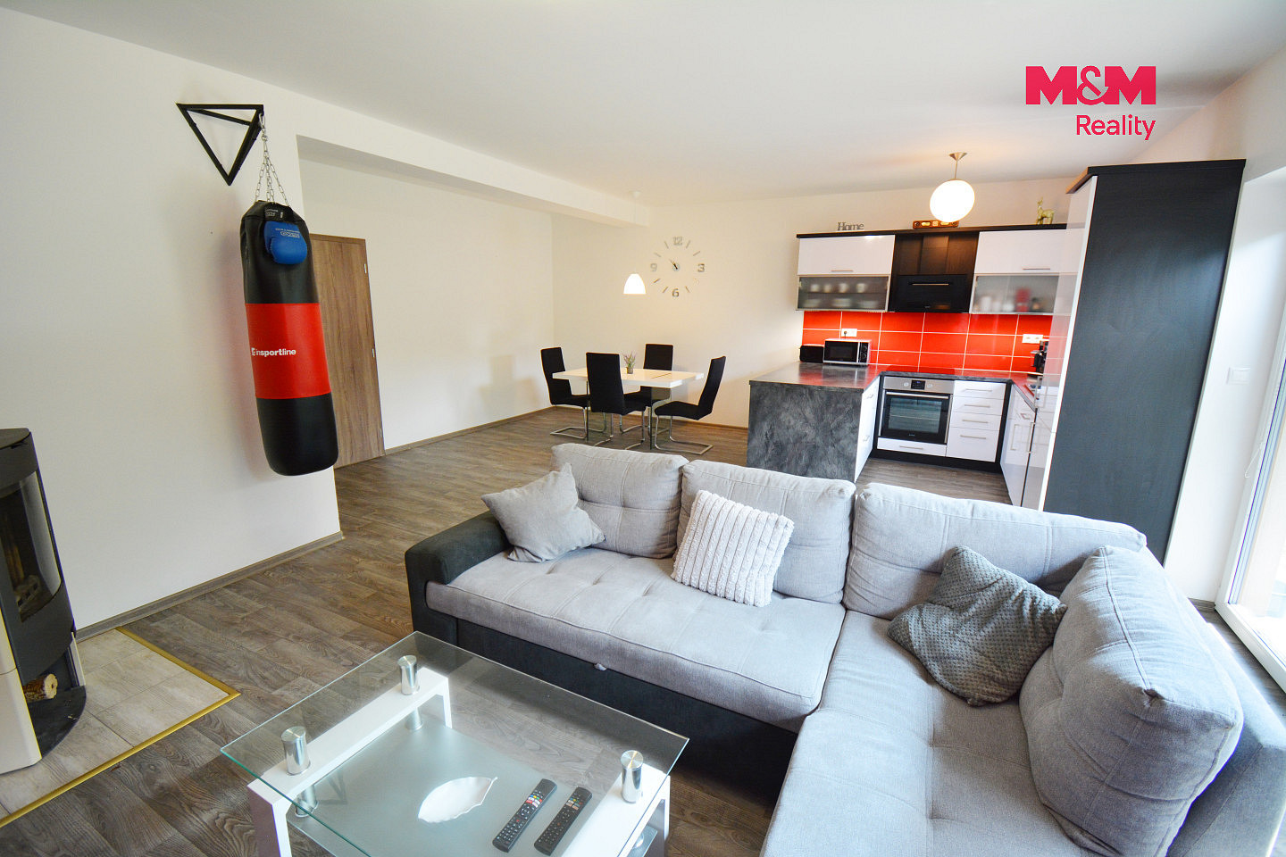 Prodej domu 104 m² s pozemkem 292 m² — photo 2