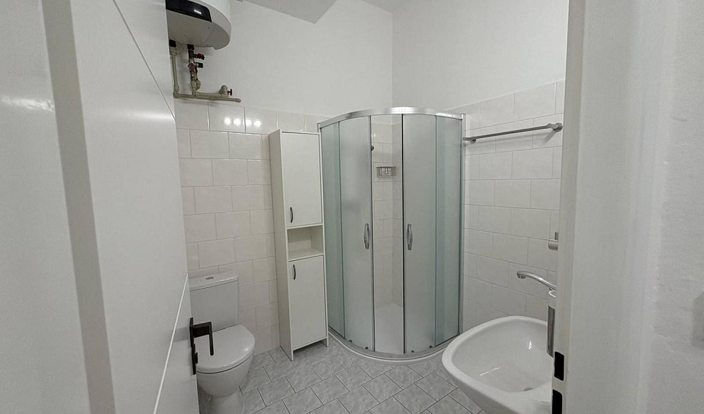 Pronájem bytu 1+kk 28 m², Náchod – náhled fotky 10