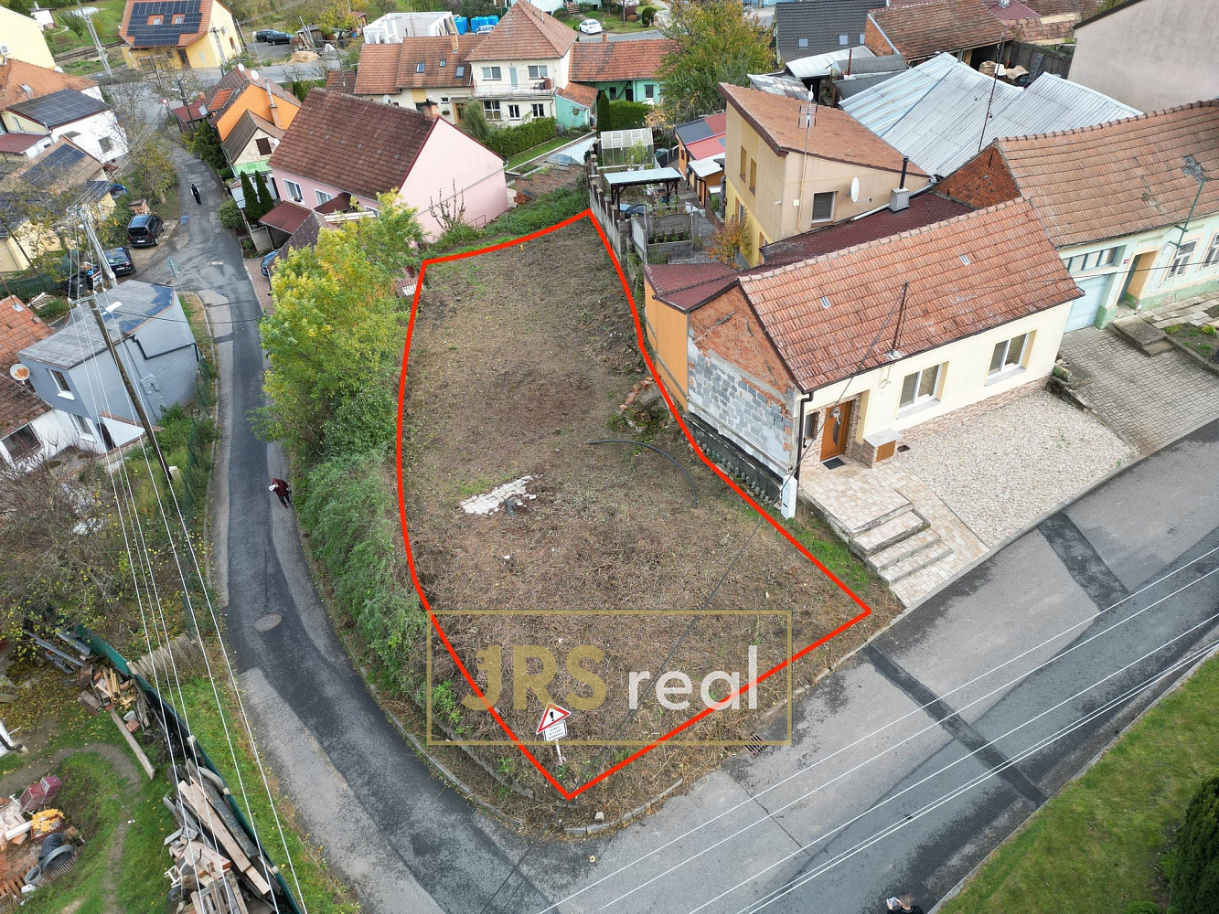 Prodej stavebního pozemku 392 m² — photo 2
