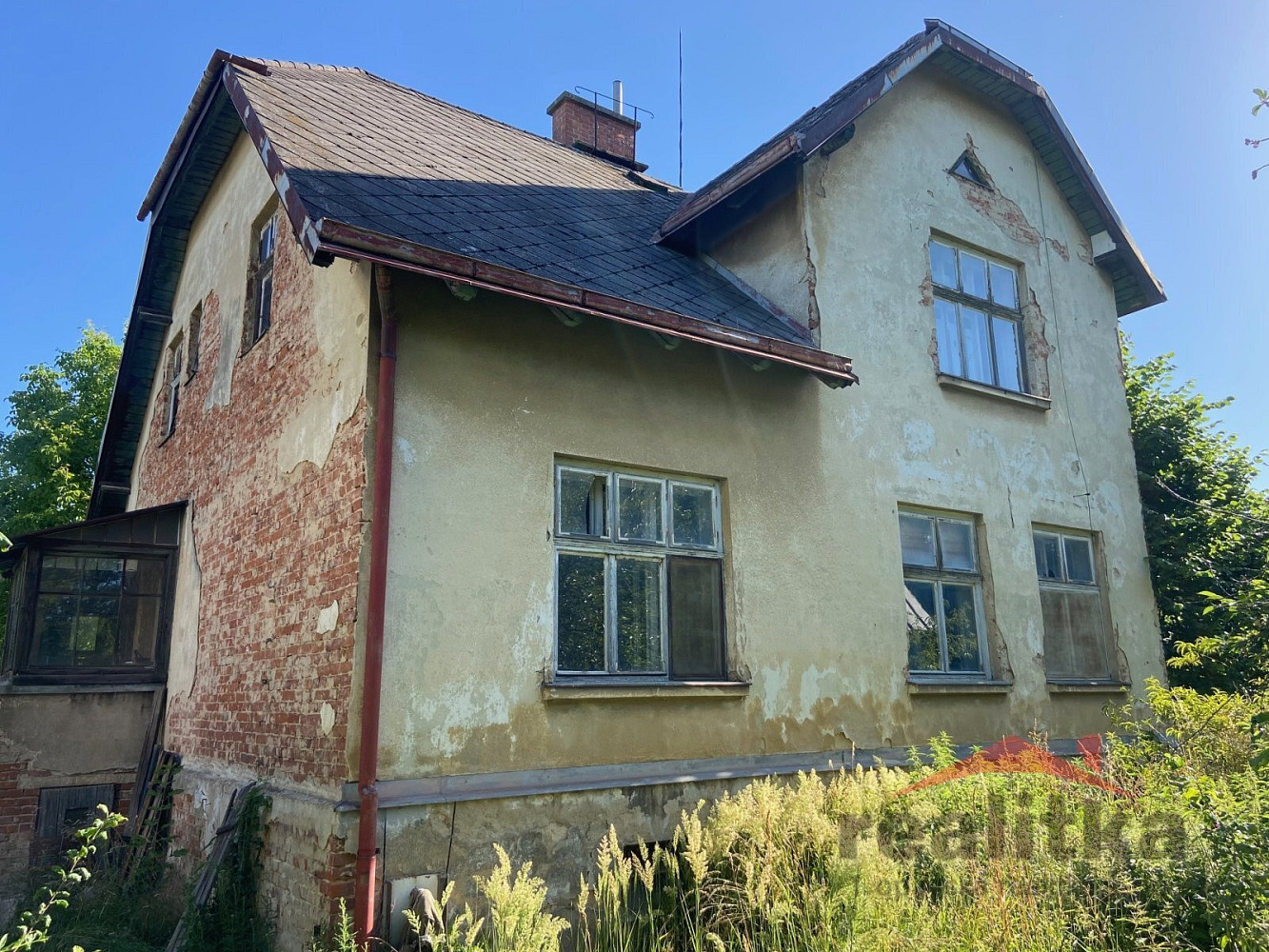 Prodej domu 131 m² s pozemkem 1 040 m²