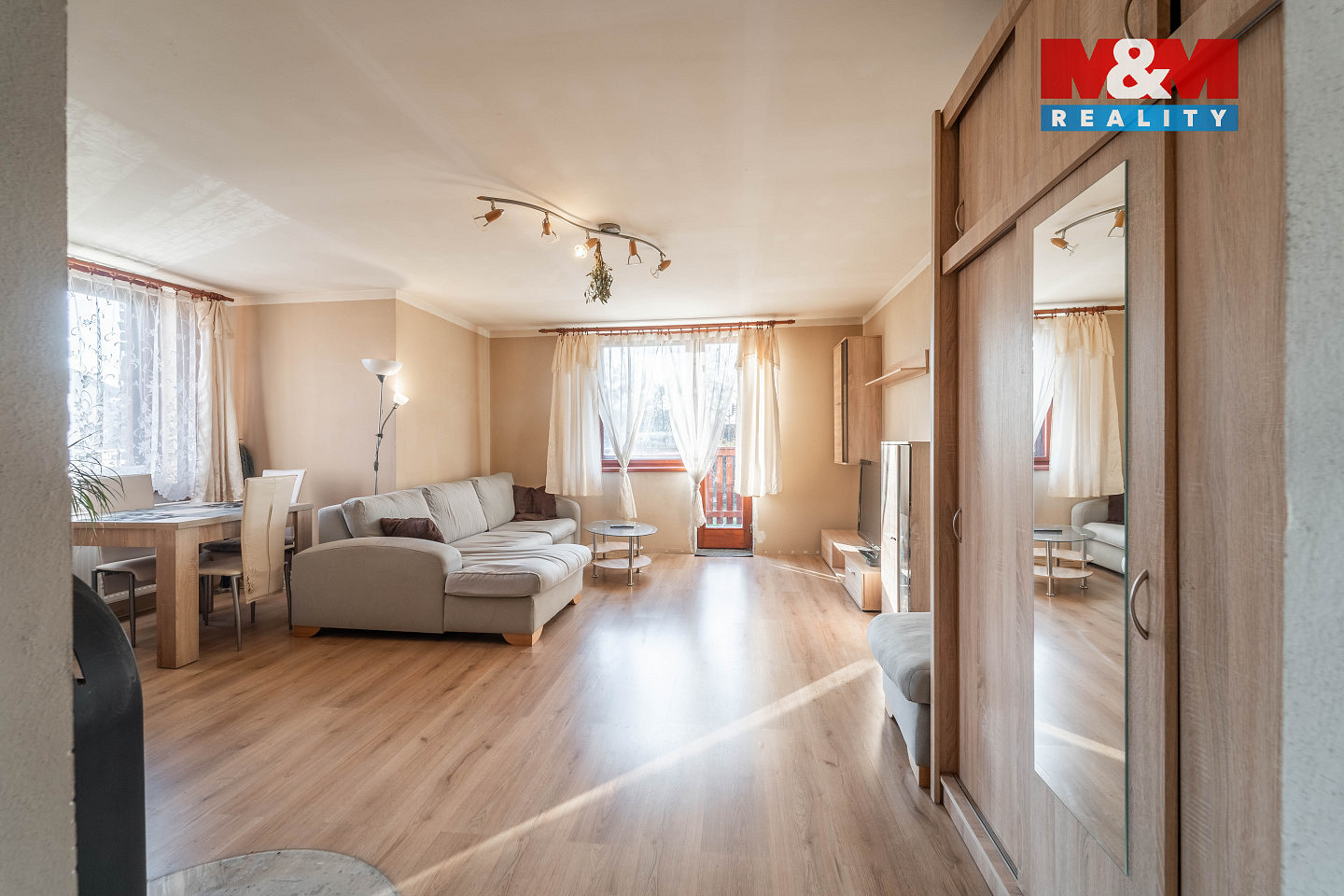 Prodej domu 180 m² s pozemkem 2 215 m² — photo 5
