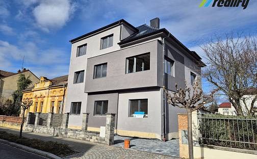 Prodej bytu 2+1 65 m², Komenského, Nymburk