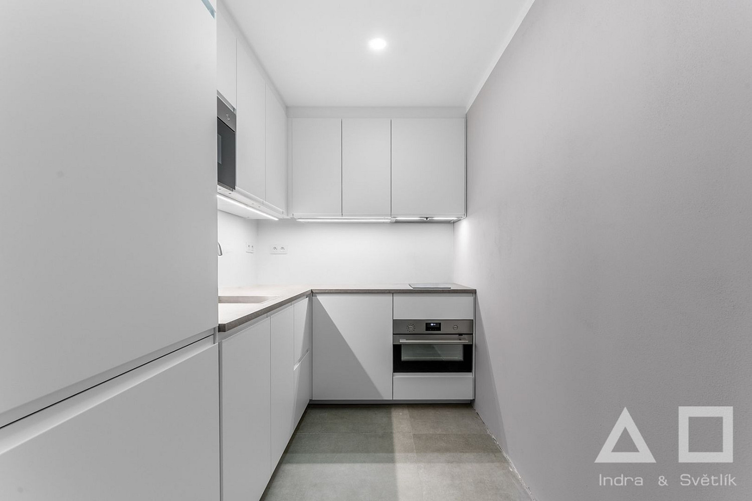 Pronájem bytu 2+kk 43 m² – fotografie 3