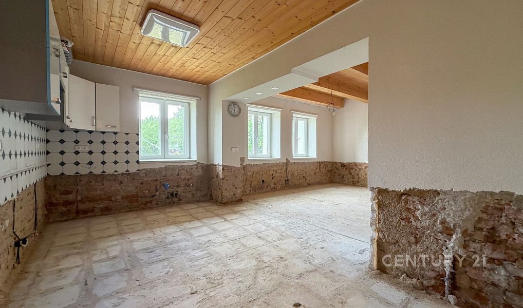 Prodej domu 420 m² s pozemkem 1 522 m², Karlovice – náhled fotky 9
