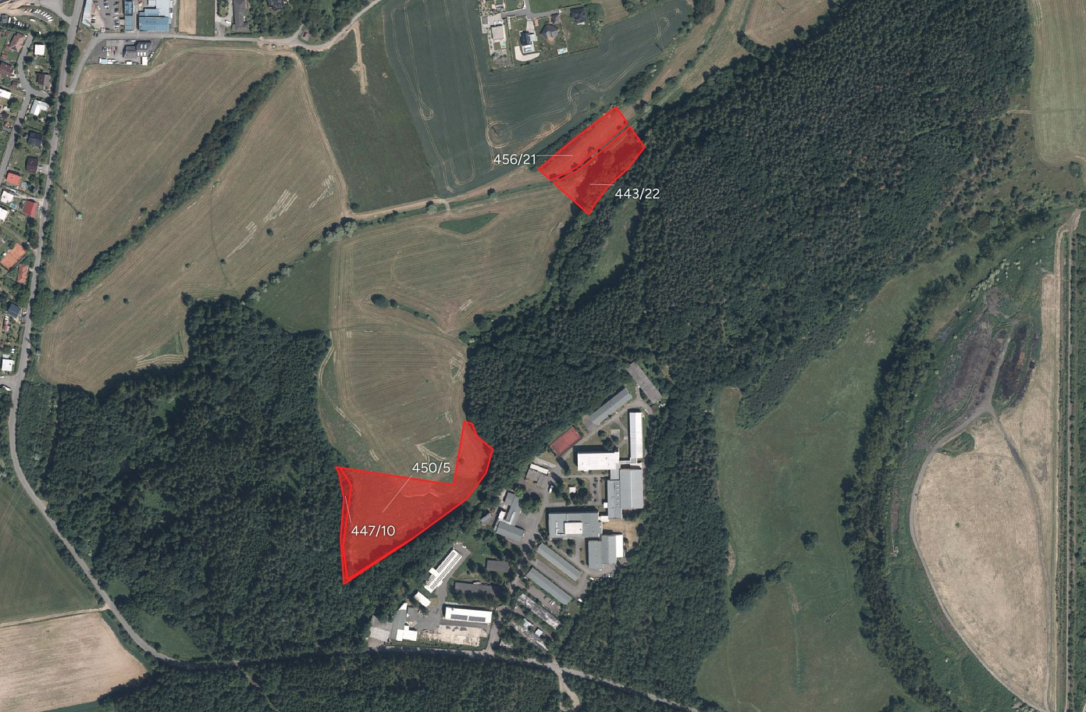 Prodej pole 9 696 m²
