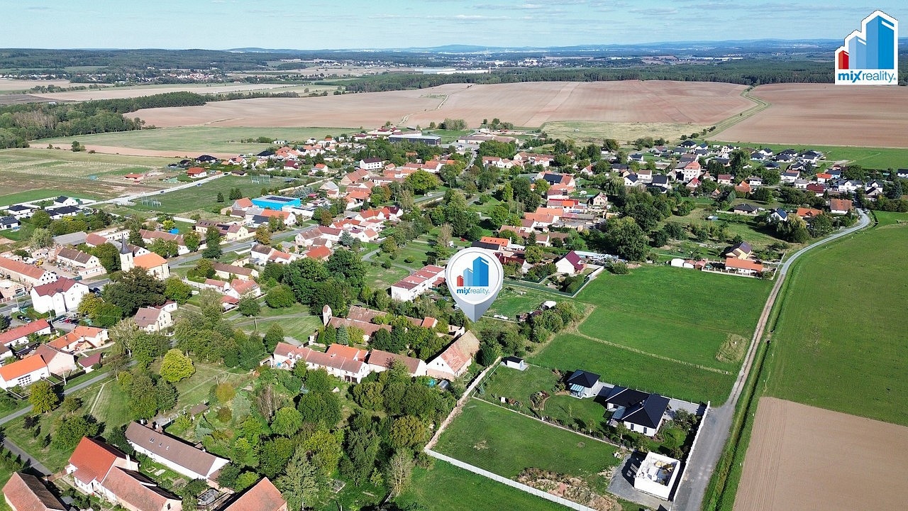 Prodej stavebního pozemku 1 613 m² – fotografie 4