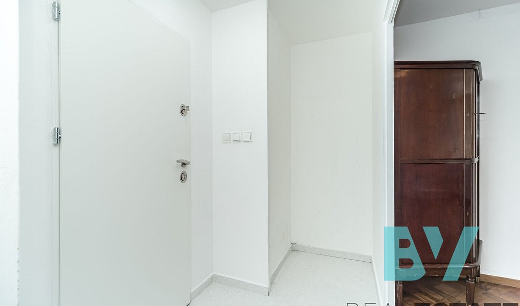 Prodej bytu 2+kk 43 m², Praha – náhled fotky 9