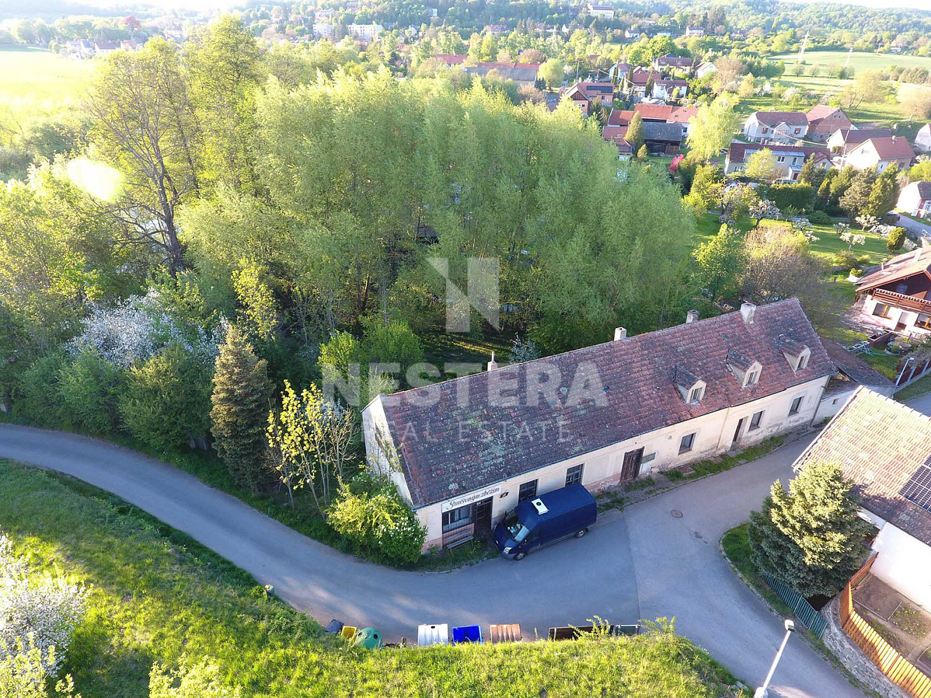 Prodej domu 650 m² s pozemkem 6 496 m²