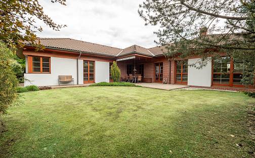 Prodej domu 229 m² s pozemkem 1 364 m², Klínec, okres Praha-západ