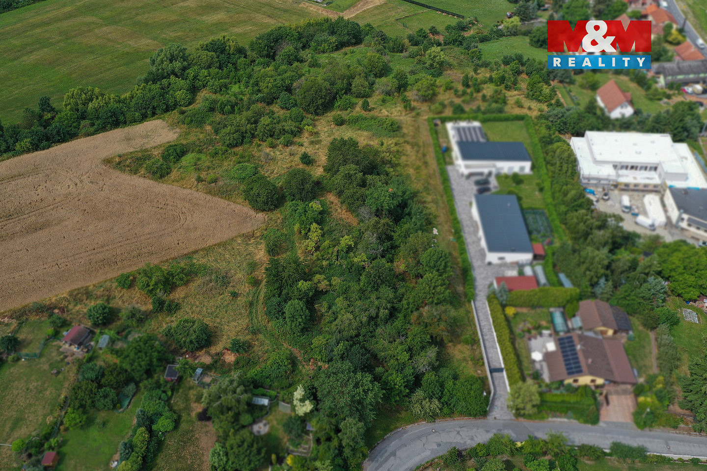 Prodej stavebního pozemku 9 551 m² — photo 2
