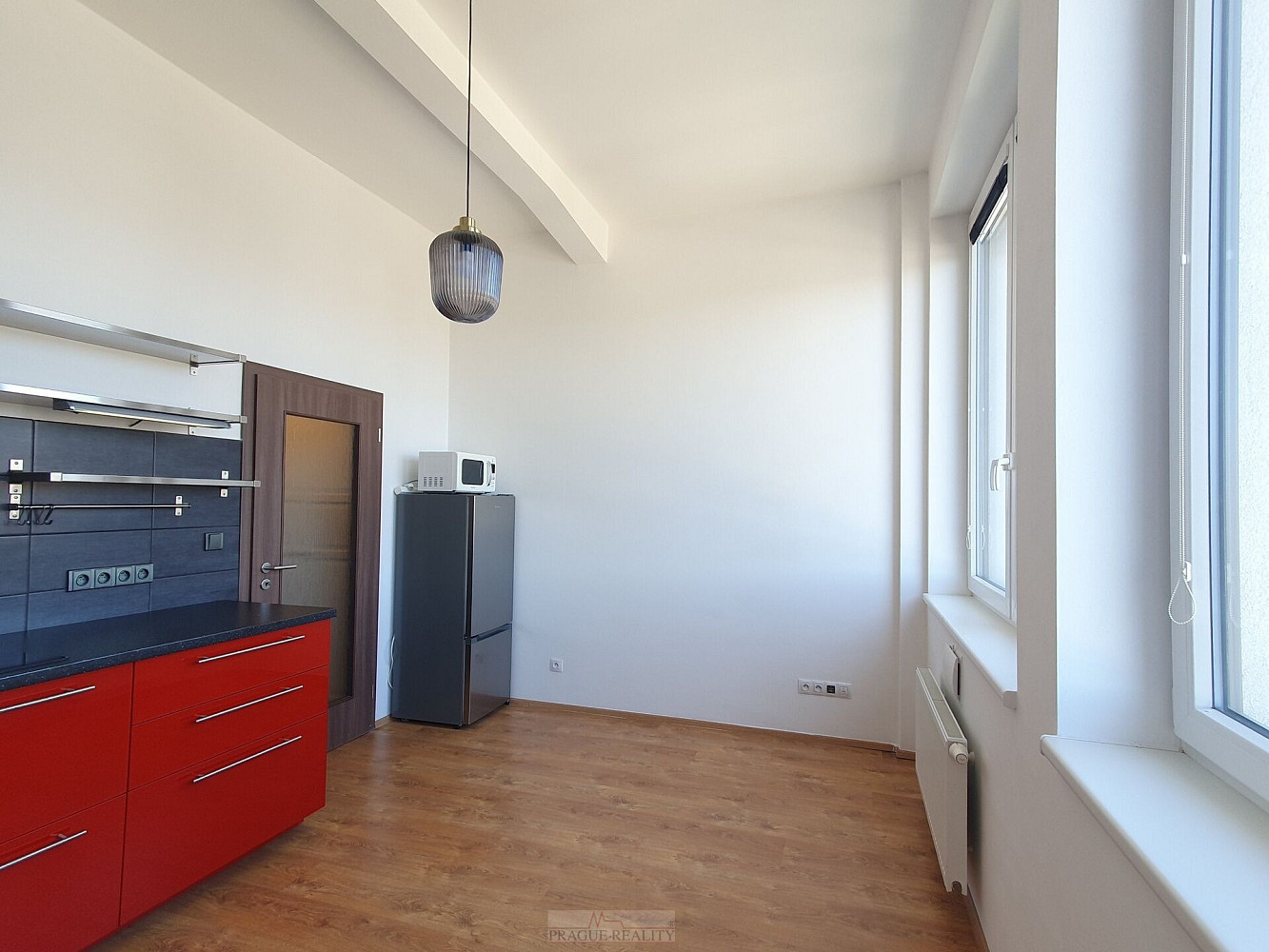 Pronájem bytu 1+kk 22 m² — photo 2