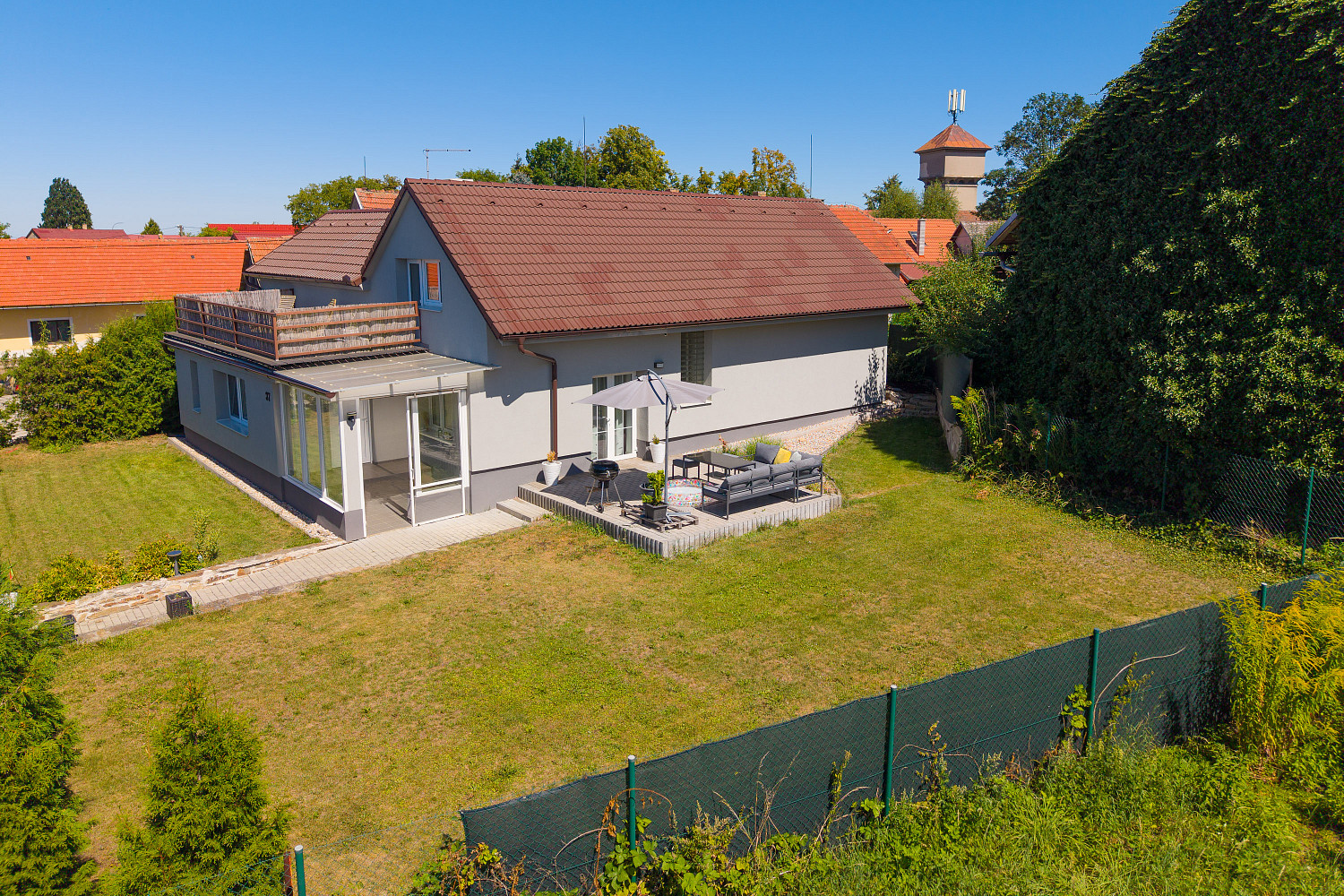 Prodej domu 162 m² s pozemkem 735 m²