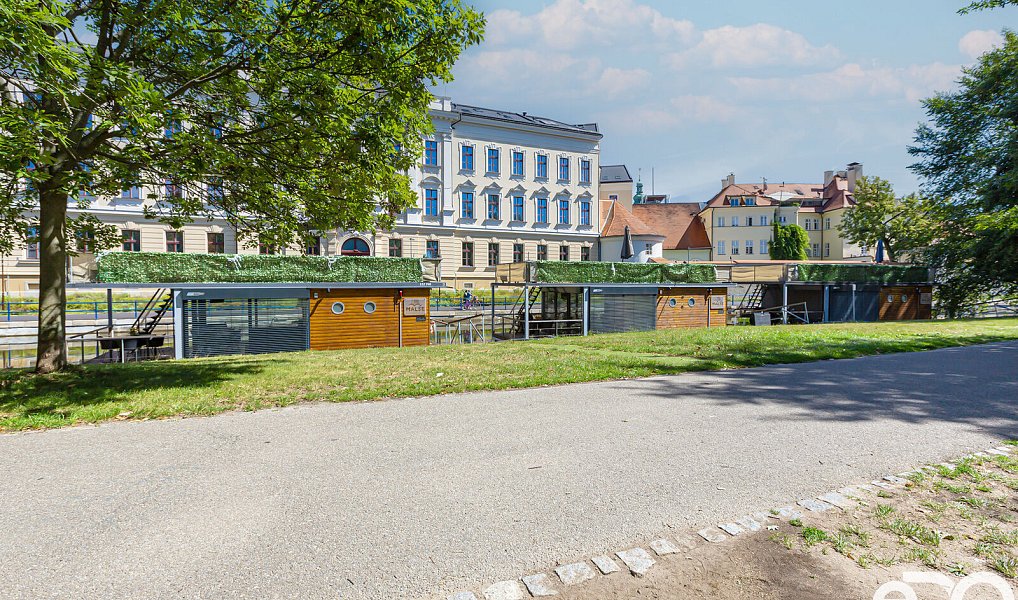 Prodej komerčního objektu (jiného typu) 210 m², České Budějovice – náhled fotky 15