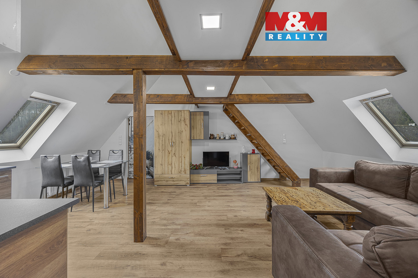 Prodej ubytovacího objektu 209 m²