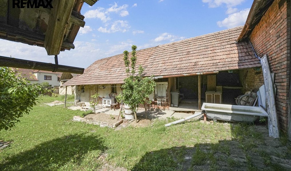 Prodej stavebního pozemku 1 027 m², Dražůvky – náhled fotky 6