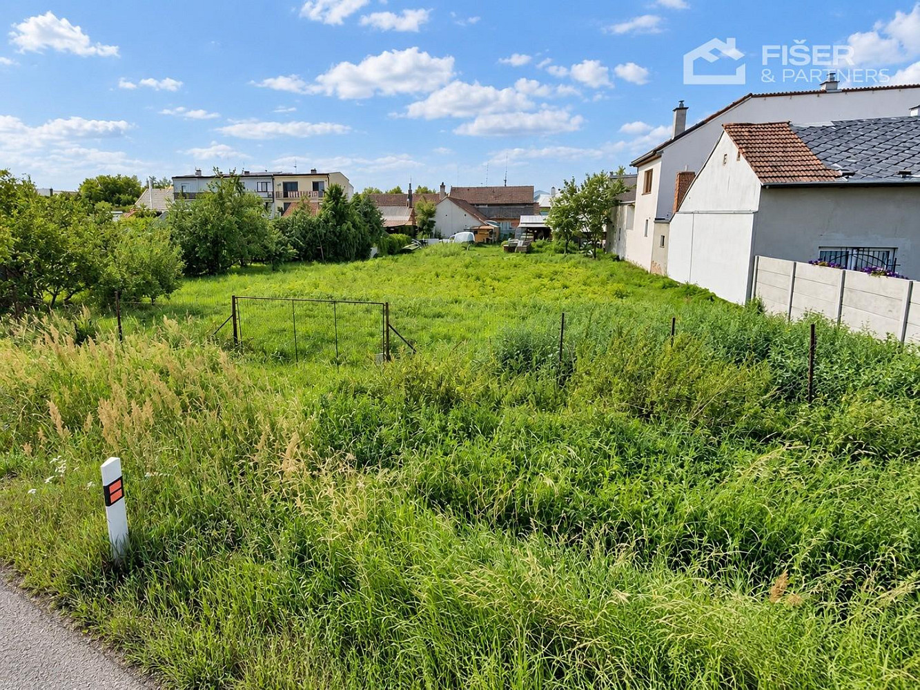 Prodej stavebního pozemku 800 m²