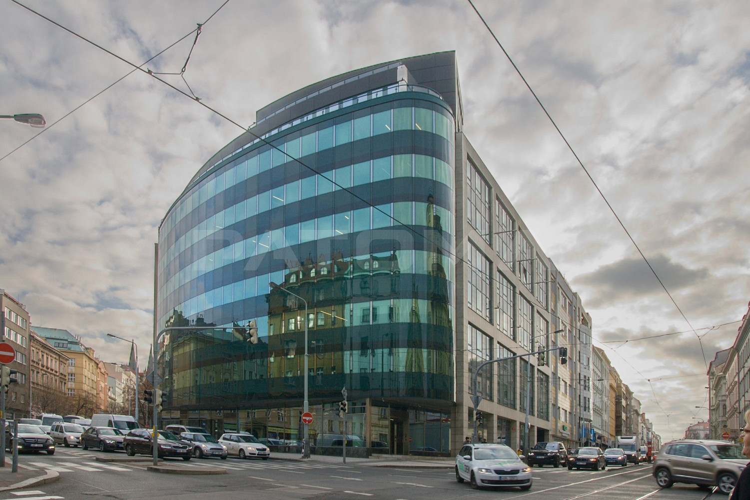 Pronájem kanceláře 252 m²