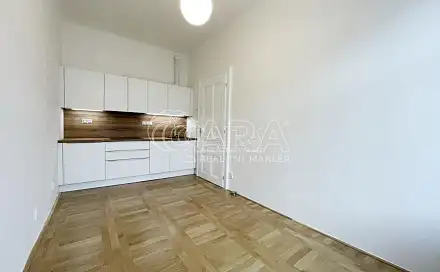 Pronájem bytu 2+kk 38 m²