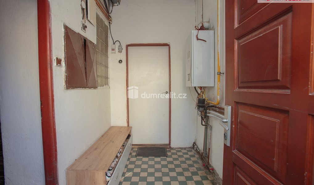 Prodej domu 360 m² s pozemkem 657 m², Králův Dvůr – náhled fotky 21