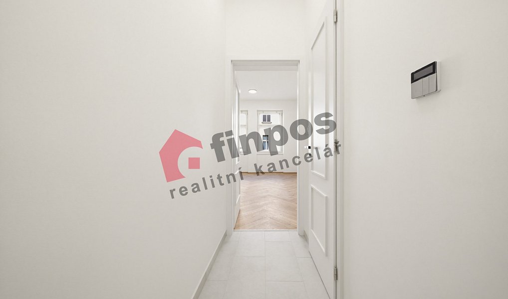 Pronájem bytu 1+kk 27 m², Praha – náhled fotky 11
