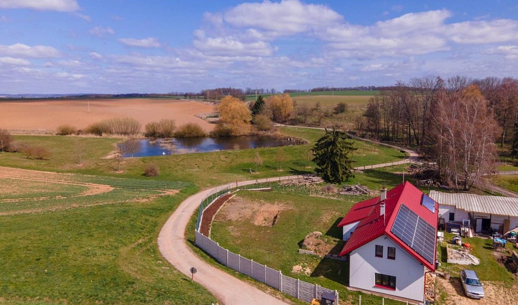 Prodej stavebního pozemku 700 m², Sendražice – náhled fotky 5