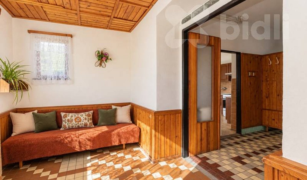 Prodej domu 279 m² s pozemkem 2 398 m², Okřesaneč – náhled fotky 18
