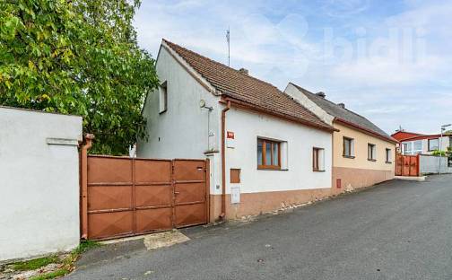 Prodej domu 100 m² s pozemkem 890 m², Růžová, Čížkovice, okres Litoměřice