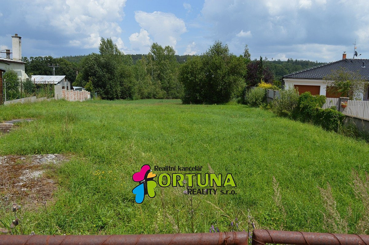 Prodej stavebního pozemku 1 200 m² — photo 3
