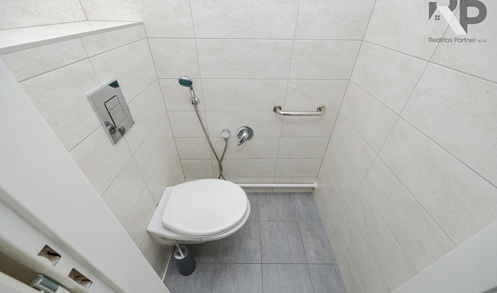 Pronájem bytu 2+1 56 m², Jihlava – náhled fotky 11
