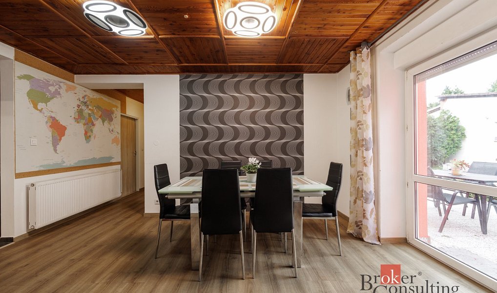 Prodej domu 286 m² s pozemkem 868 m², Žatec – náhled fotky 16