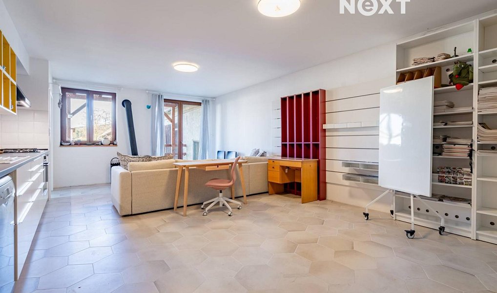 Prodej domu 1 400 m² s pozemkem 9 526 m², Křemže – náhled fotky 7
