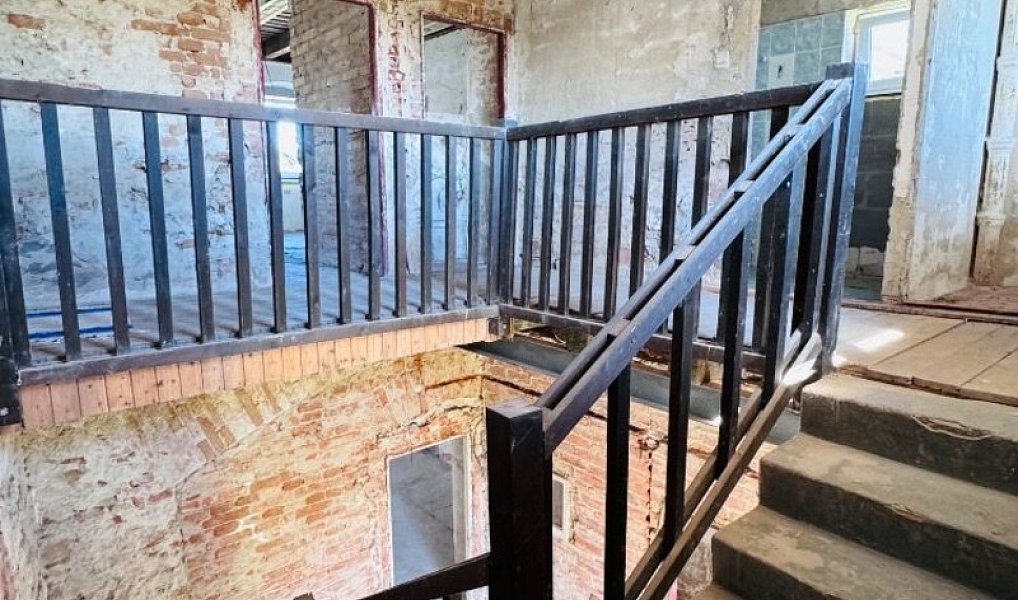Prodej domu 328 m² s pozemkem 950 m², Vráž – náhled fotky 29